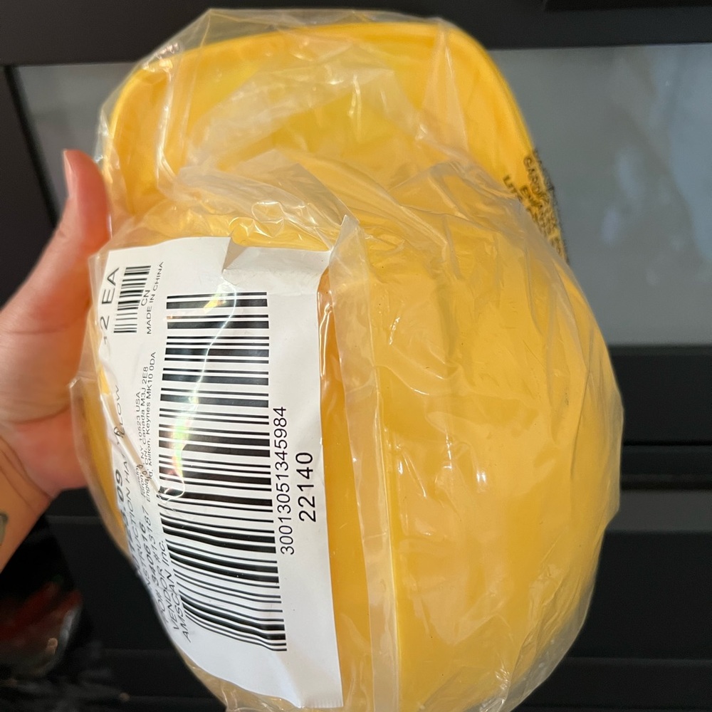 Yellow Construction Hat - Bright Safety Helmet - Picture 3 of 3